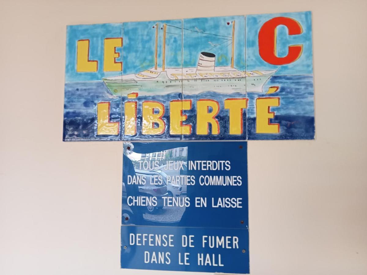 Le Liberte Plage Et Port Saint-Cyprien  Ngoại thất bức ảnh